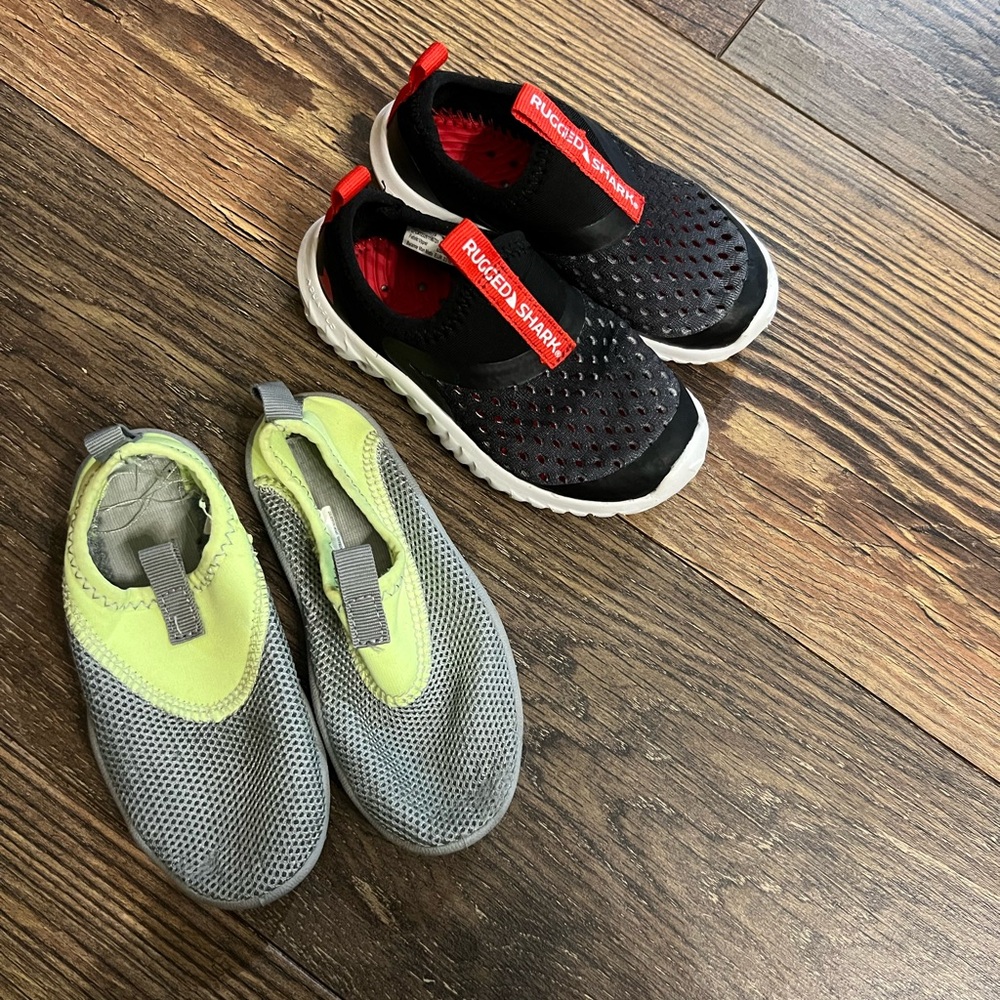 2 Pairs of Kids Slip-On Shoes